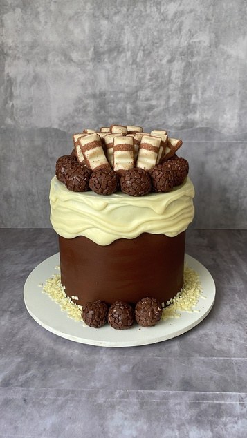 Bolo Kinder